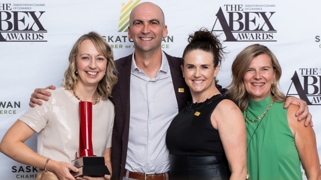 Greenwave recognized with 2025 ABEX Sustainability Leadership Award for environmental impact.